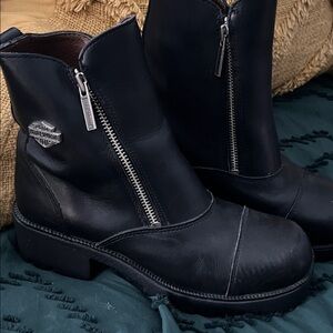 Black Leather Harley Davidson Zip-Up Biker Boots